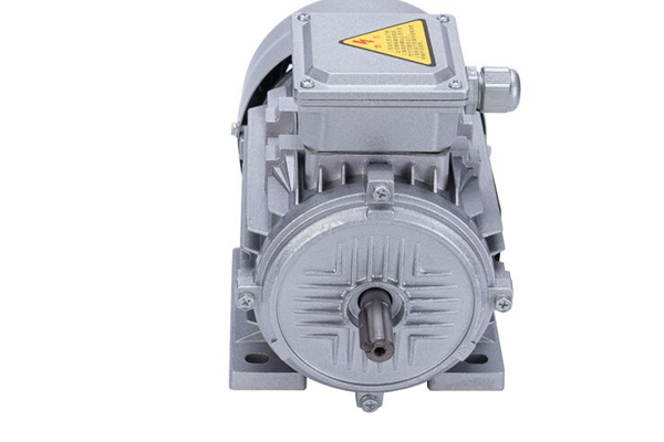 電機斷軸因什么而造成？